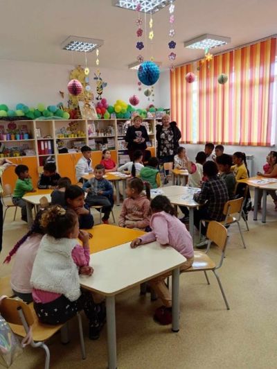 Празник на медицинската сестра с учениците от 2 "Б" клас и 3 "А" ПДГ - Изображение 8