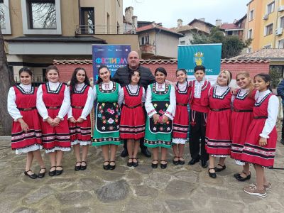 Изяви във Фестивала на любителското изкуство  - Изображение 1