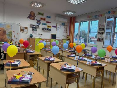 Цветен, различен и неповторим 15 септември в ОУ "Христо Ботев" - Изображение 6