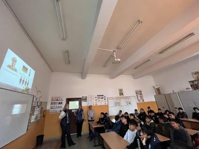 Лекция-дискусия на тема: Ранни бракове - ОУ Христо Ботев - Бургас, Победа