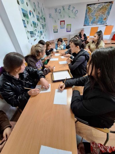 ,,14 март- Международен ден на математиката и Световен ден на числото Пи" с учениците от 7б клас. - ОУ Христо Ботев - Бургас, Победа