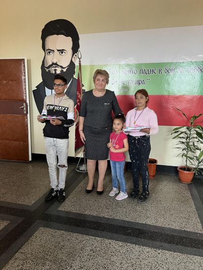 Училищен конкурс “Шарено училище” - ОУ Христо Ботев - Бургас, Победа