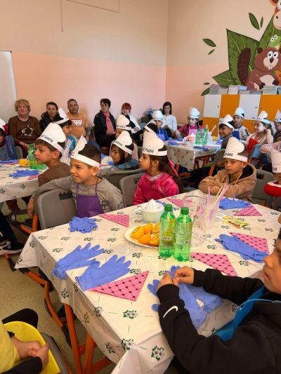 бинарен STEM урок  на тема „С вкус на математика“ с учениците от 2 “а” и 2 “в” клас.  - ОУ Христо Ботев - Бургас, Победа