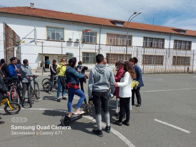 Училищно занятие по БДП на тема: Правила за безопасно движение по пътищата - ОУ Христо Ботев - Бургас, Победа